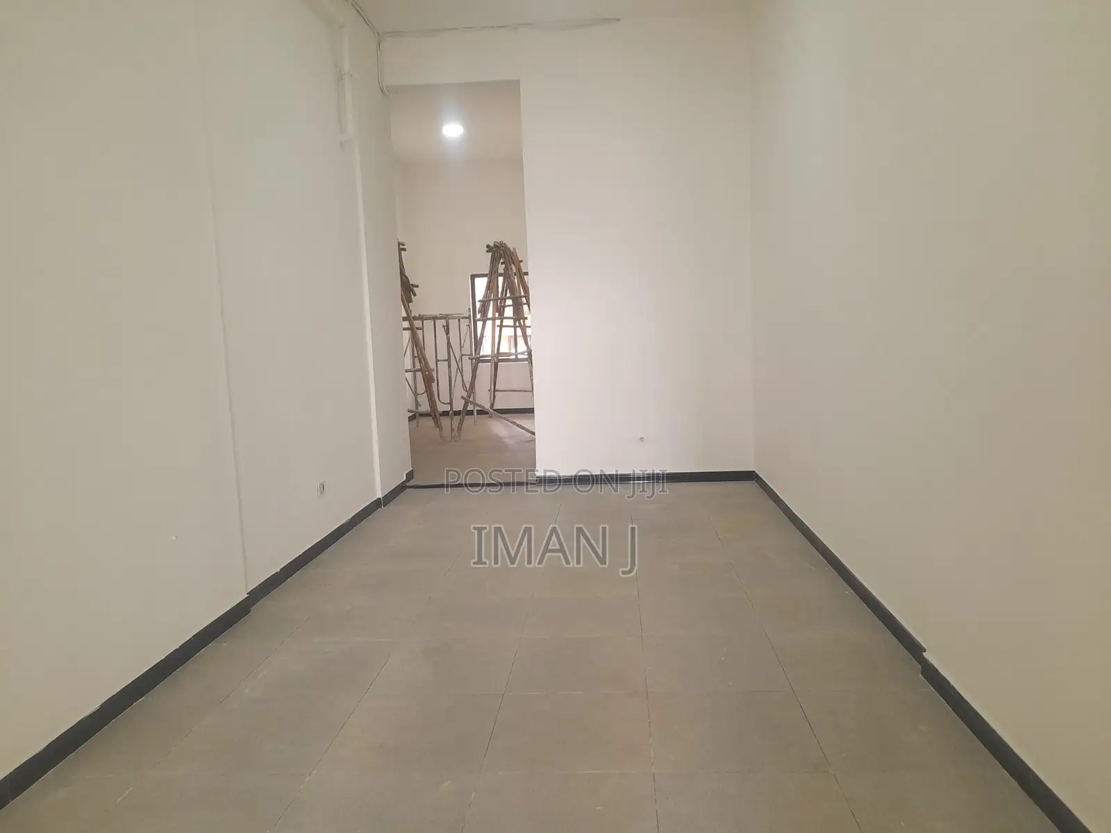 Store for Rent (Tsehay Real Estate)