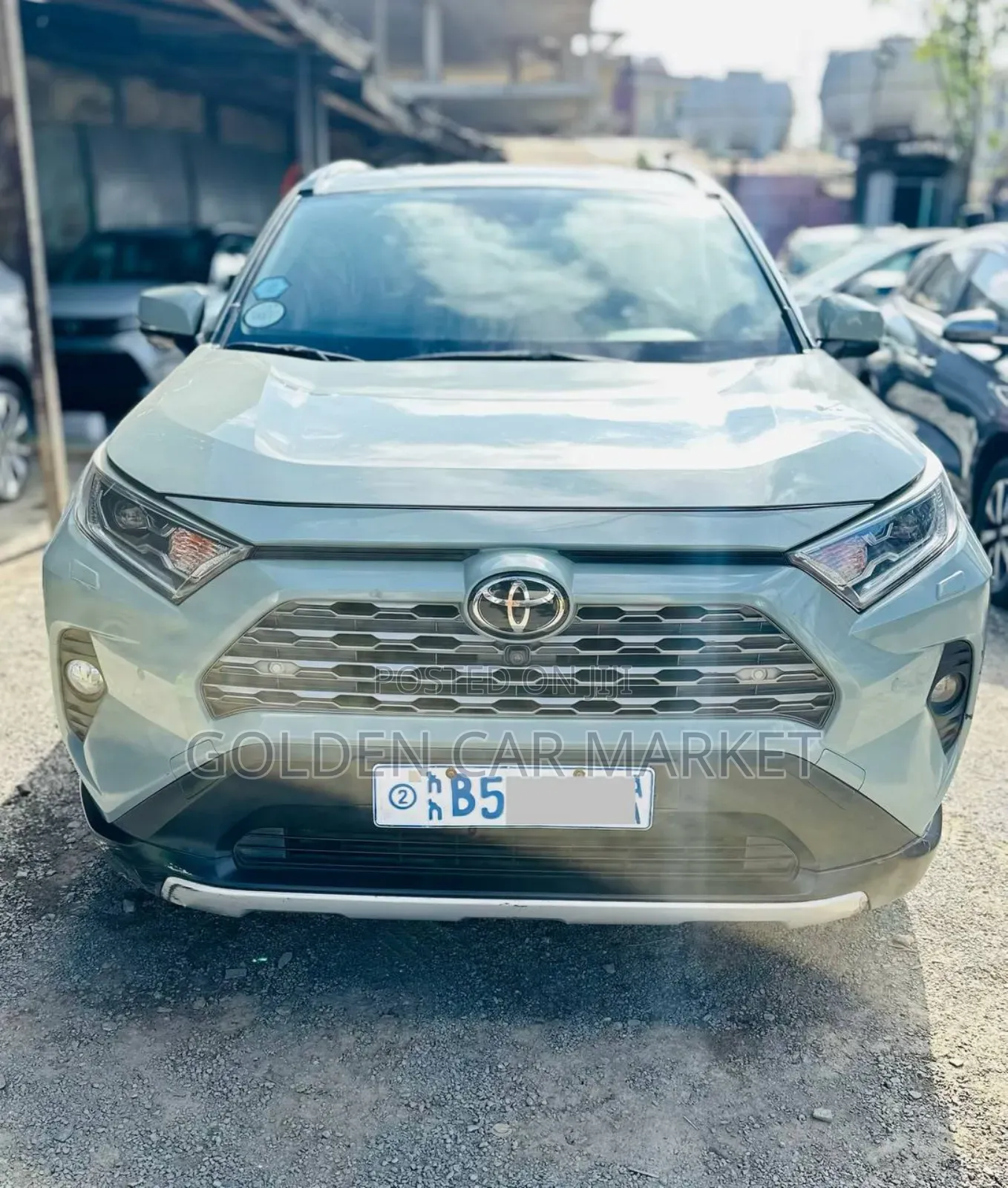Toyota RAV4 2020 Green