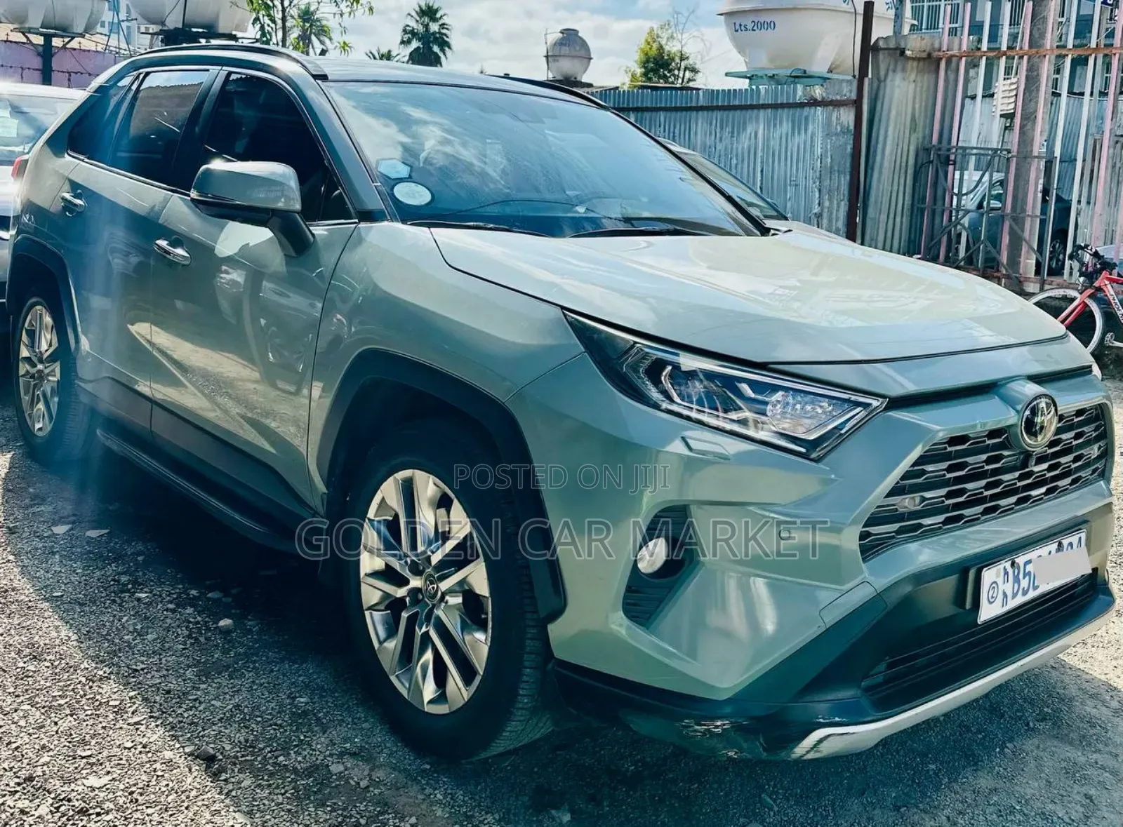 Toyota RAV4 2020 Green