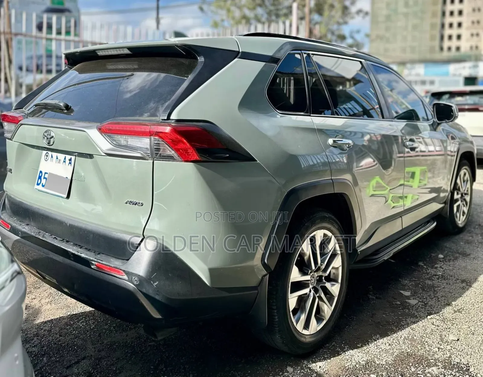 Toyota RAV4 2020 Green