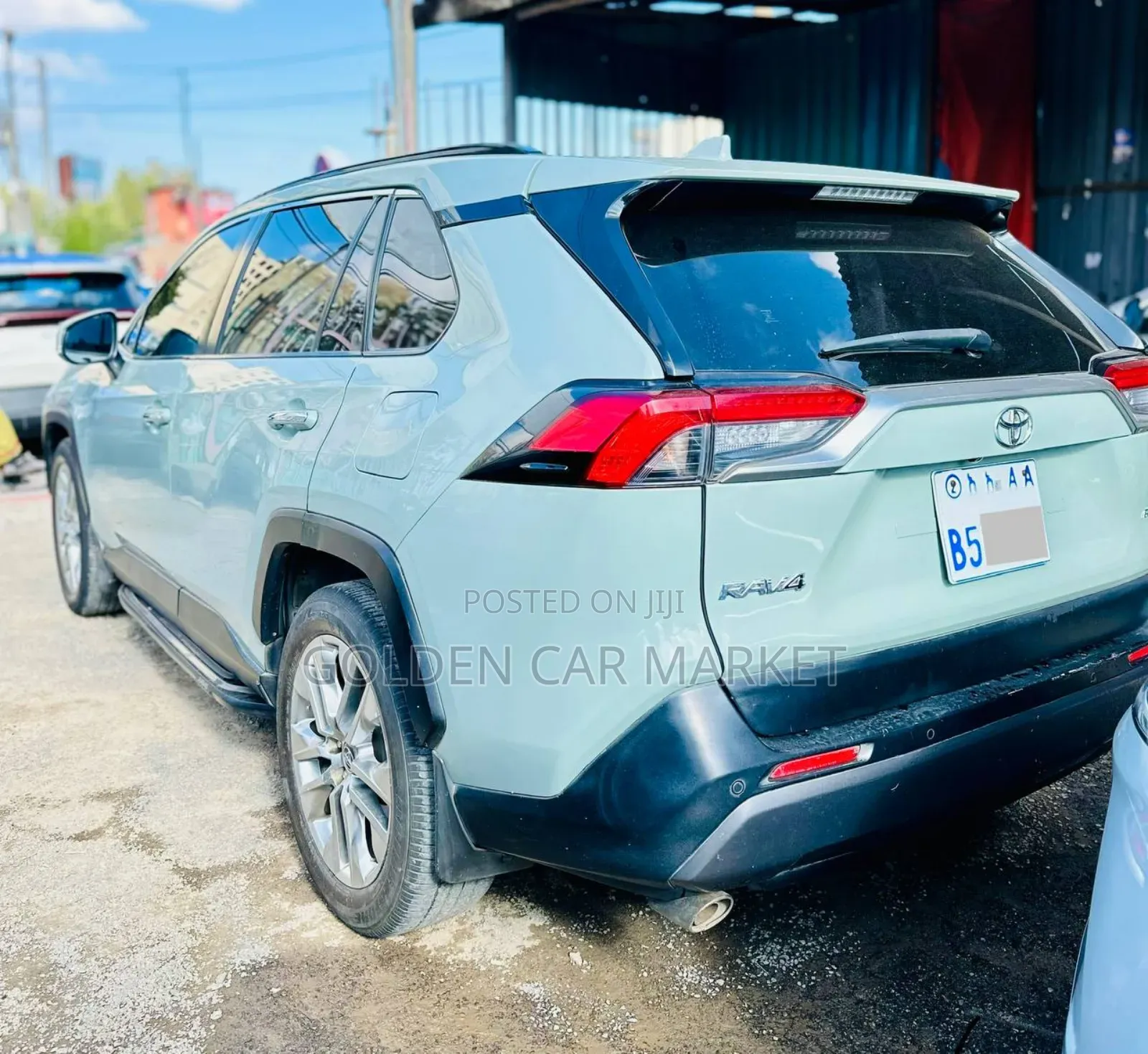 Toyota RAV4 2020 Green