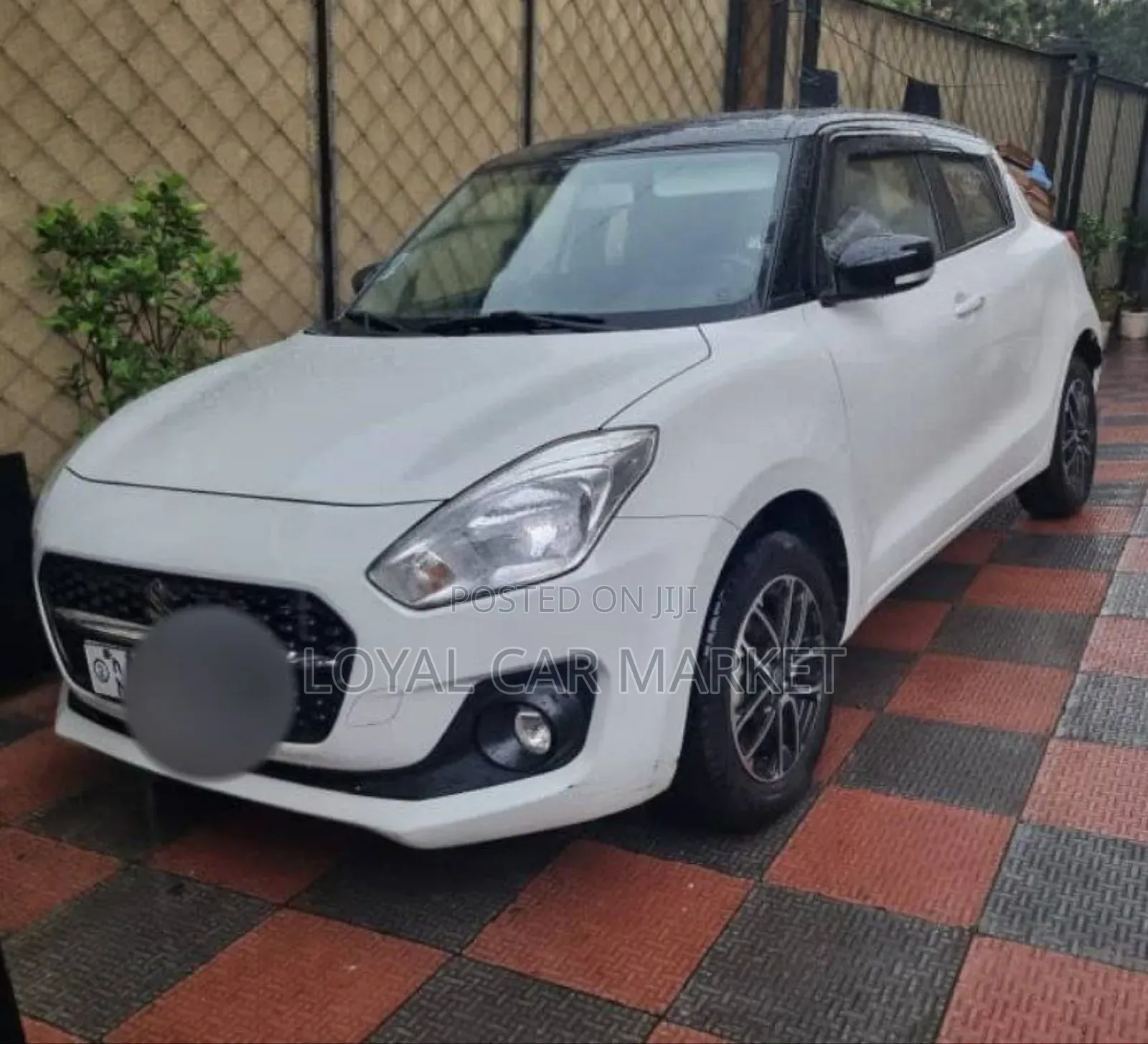 Suzuki Swift 2022 White