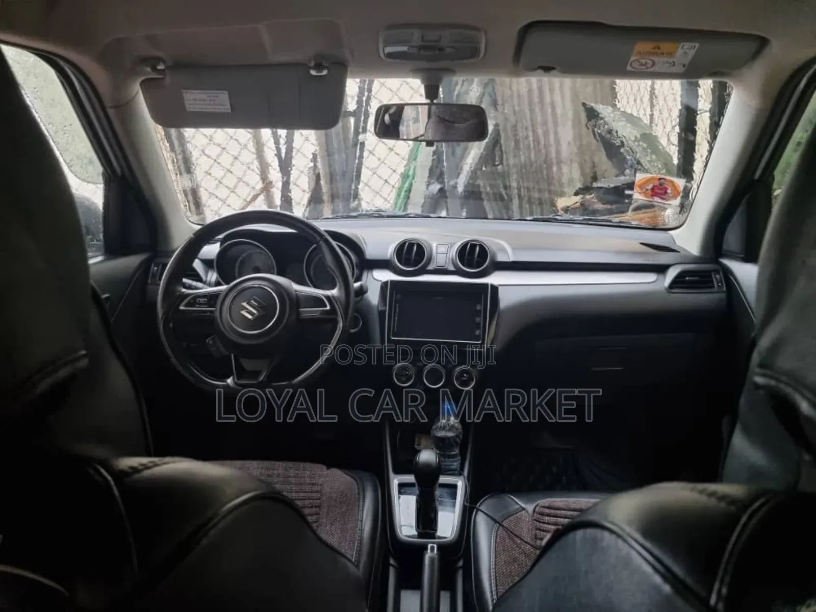 Suzuki Swift 2022 White