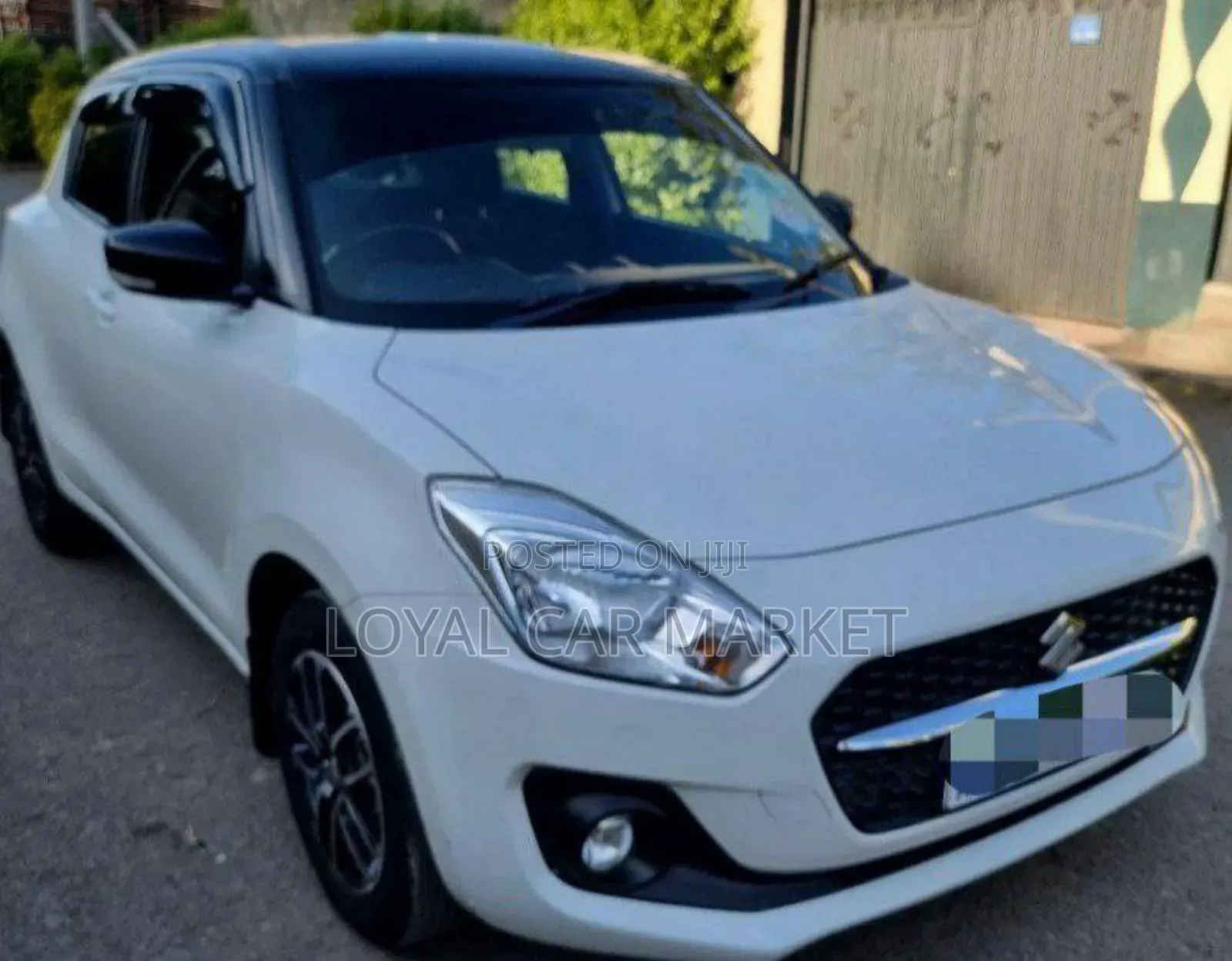 Suzuki Swift 2022 White