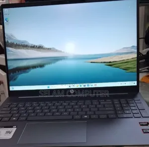 New Laptop HP Pavilion 15 8GB AMD Ryzen 5 SSD 512GB