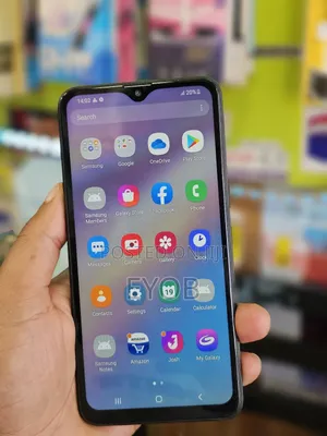 Photo - Samsung Galaxy A10s 32 GB Black