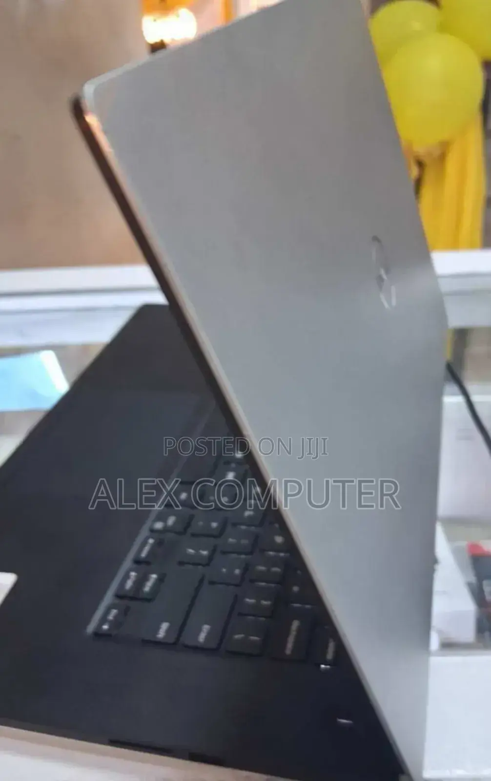 New Laptop Dell 16GB Intel Core I7 SSD 512GB