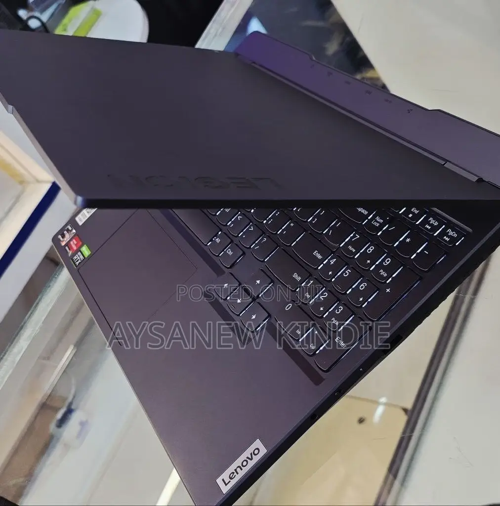 New Laptop Lenovo Legion 5 16GB AMD Ryzen 7 SSD 512GB