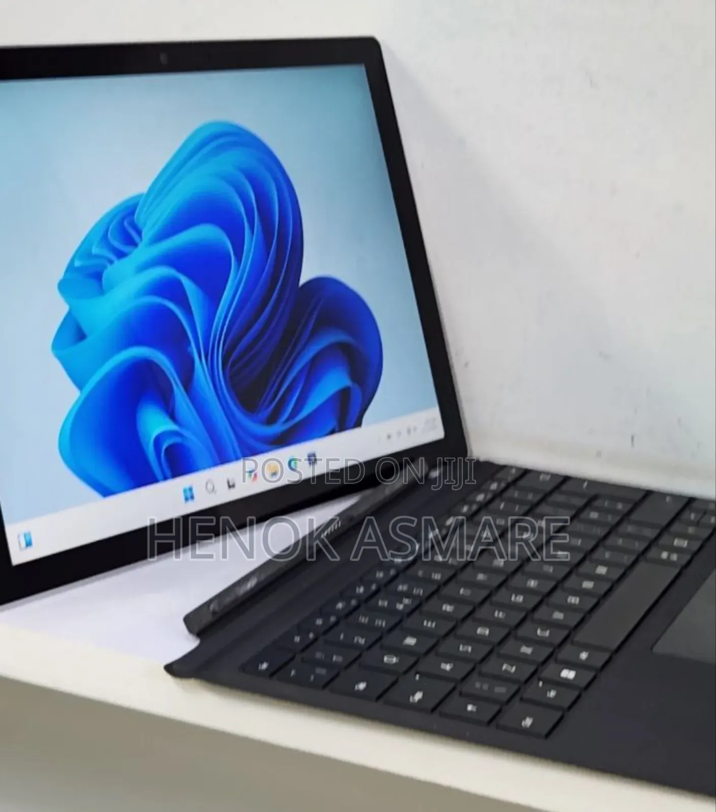 New Laptop Microsoft Surface 16GB Intel Core I5 SSD 256GB