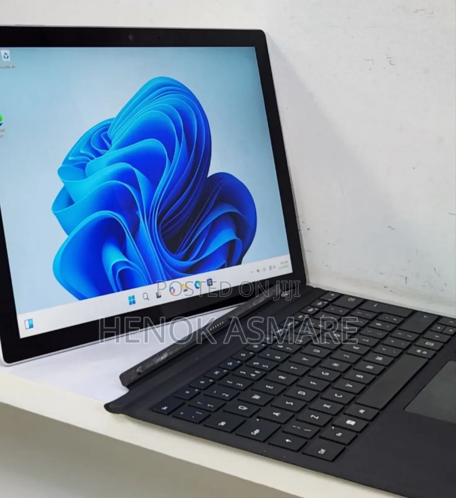 New Laptop Microsoft Surface 16GB Intel Core I5 SSD 256GB