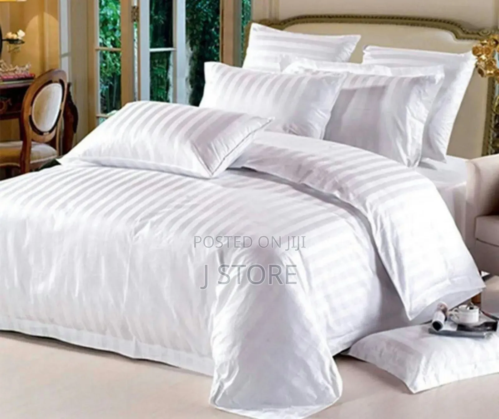 ውብ እና ምቹ ኮንፈርቶች Comfortable