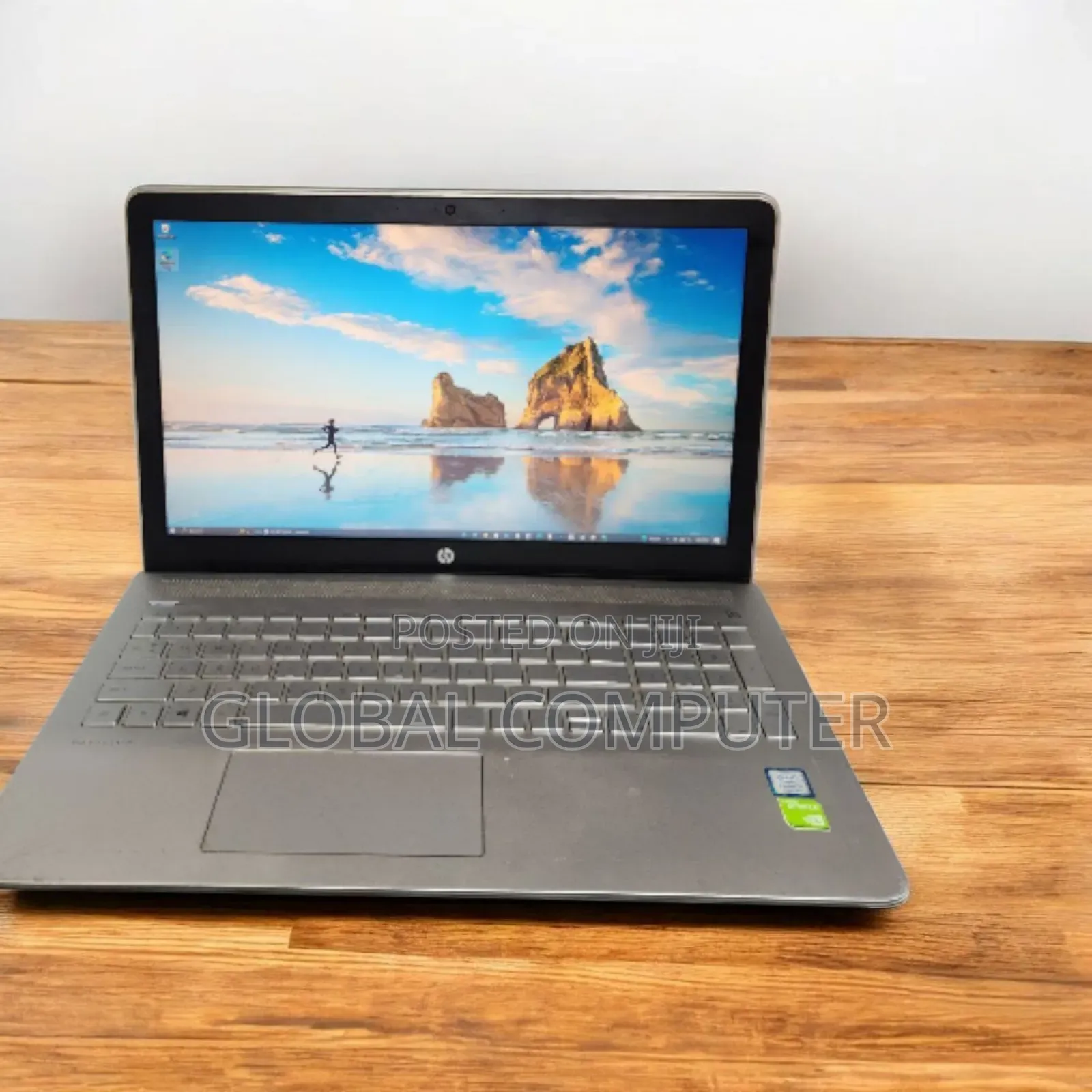 Laptop HP Pavilion 14 X360 2-in-1 8GB Intel Core I5 HDD 1T