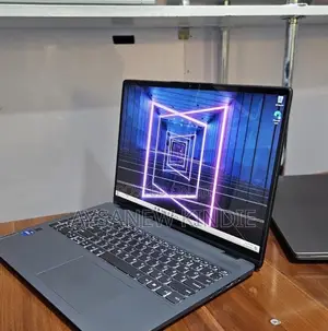 New Laptop Lenovo Yoga 7i 16GB Intel Core I7 SSD 512GB