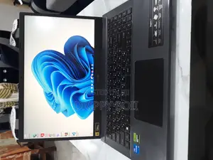 Laptop Acer Aspire 7 8GB Nvidia SSD 512GB