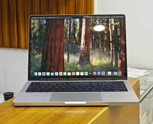 New Laptop Apple MacBook Pro M1 32GB Apple M1 Pro SSD 1T