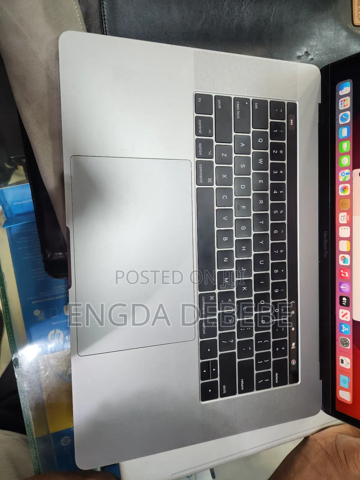 Laptop Apple MacBook Pro 2017 16GB Intel Core I7 SSD 256GB