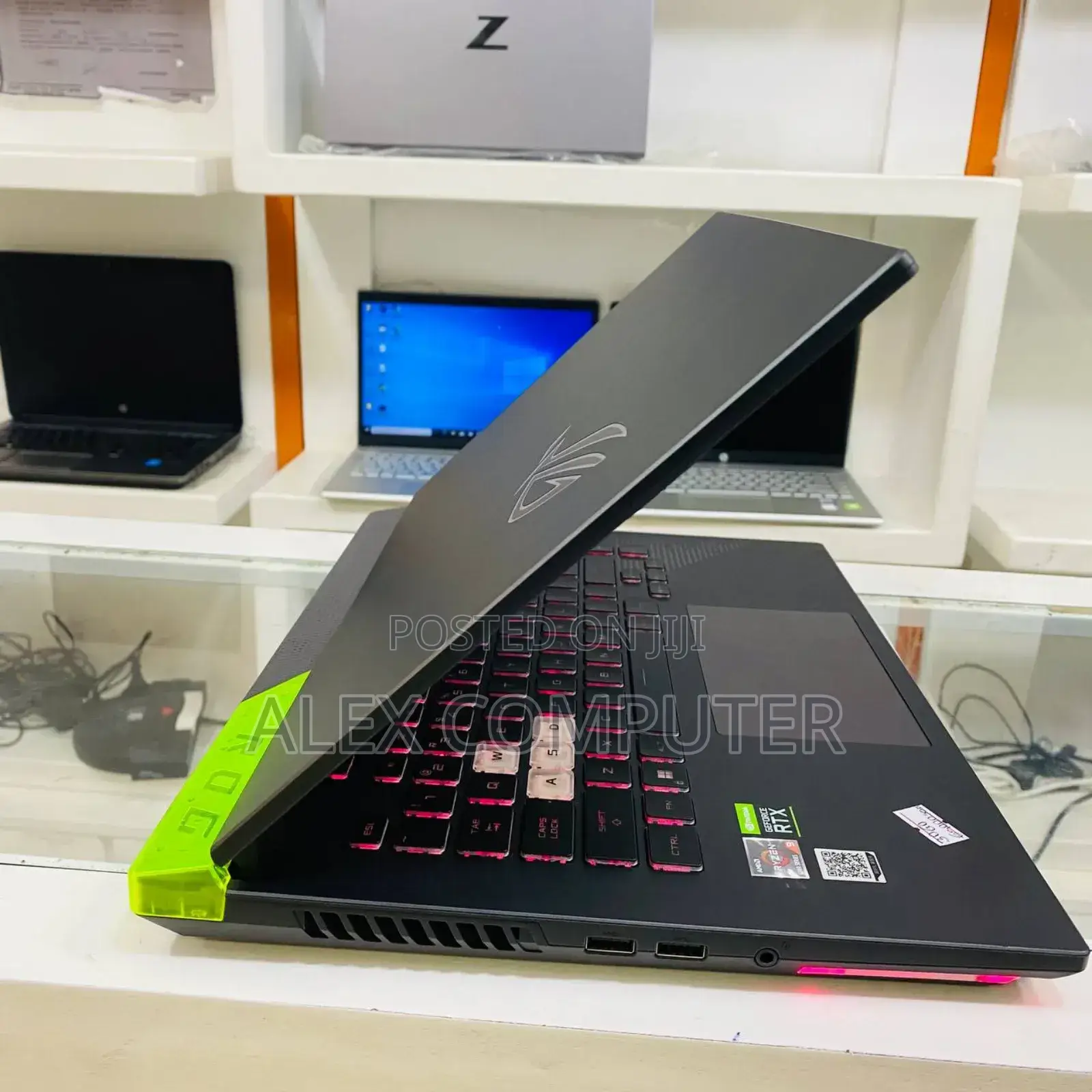 New Laptop Asus ROG Strix G15 16GB AMD Ryzen 9 SSD 512GB