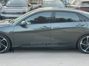 Hyundai Avante 2021 Gray