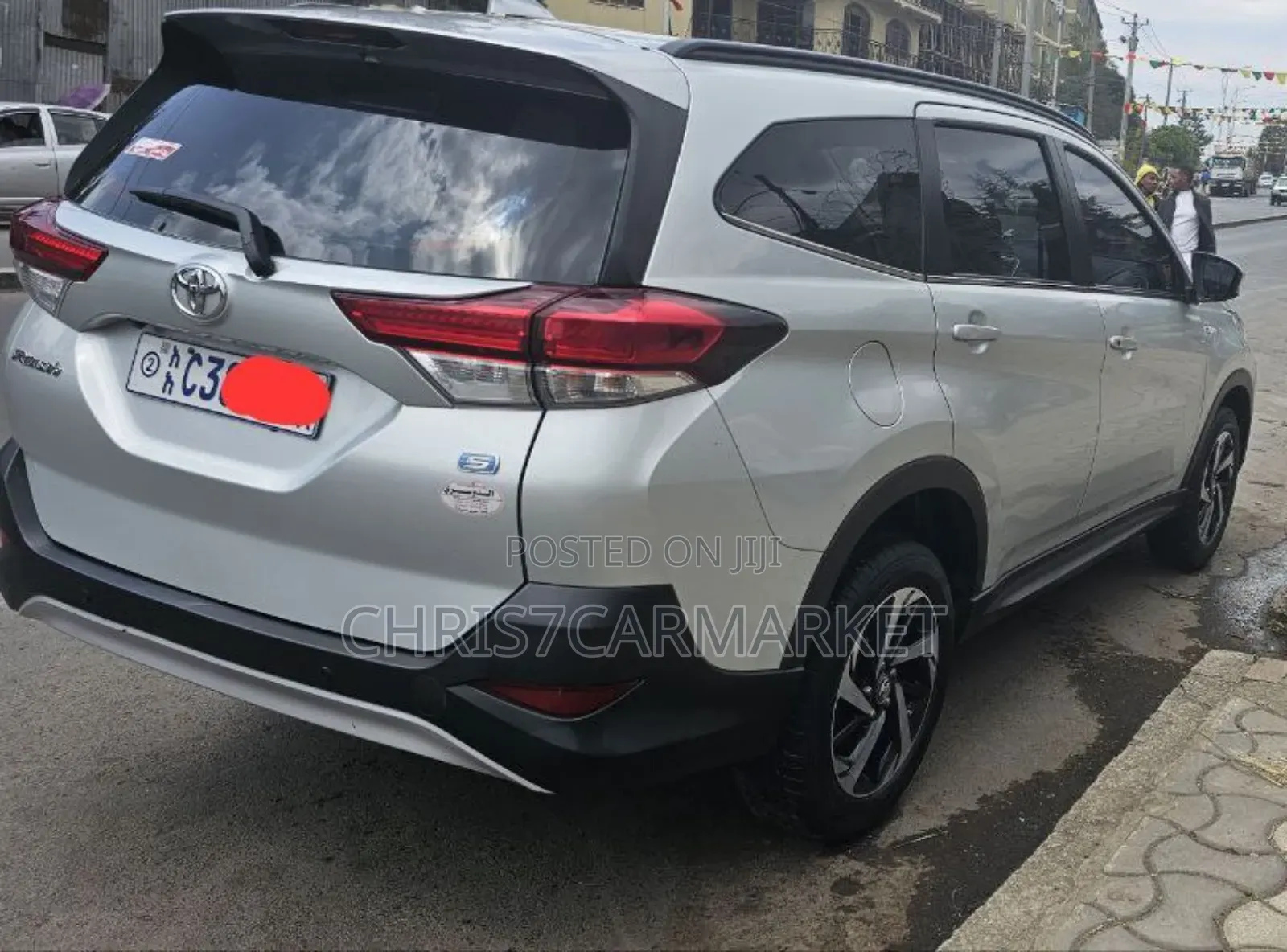 Toyota Rush 2023 Silver