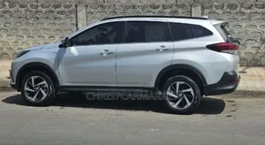 Toyota Rush 2023 Silver