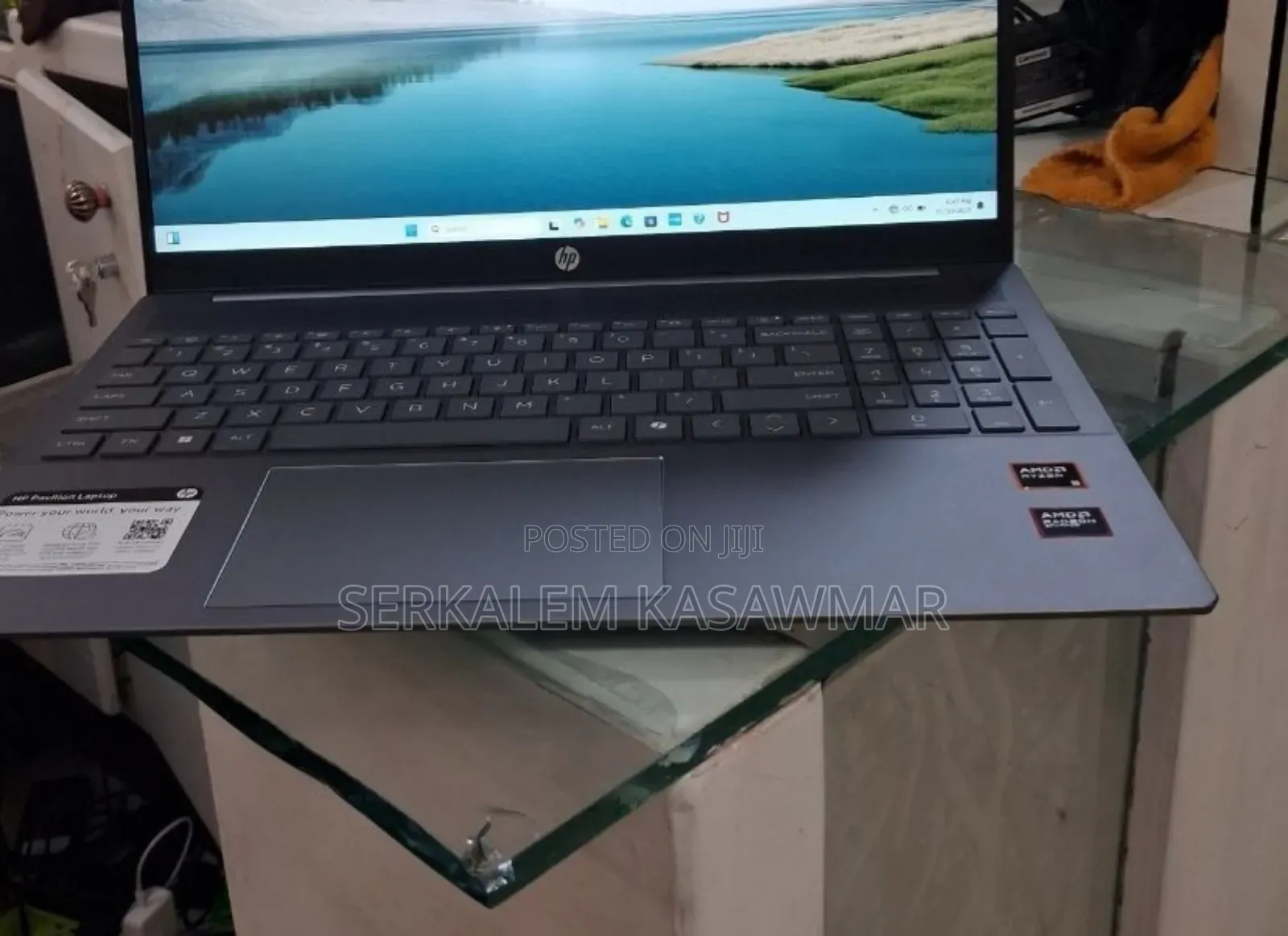 New Laptop HP Pavilion 15 8GB AMD Ryzen 5 SSD 512GB