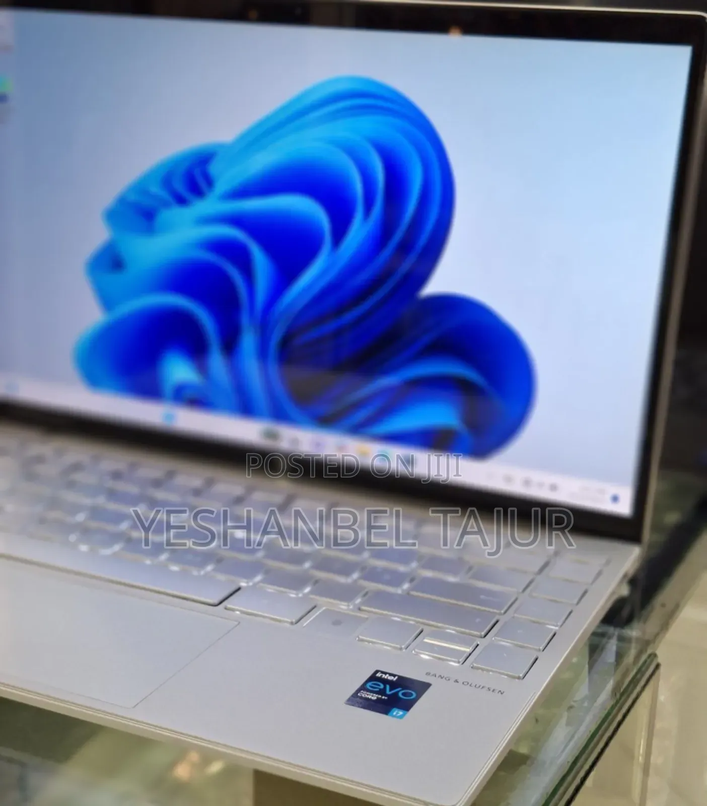 New Laptop HP Envy 13 16GB Intel Core I7 SSD 512GB