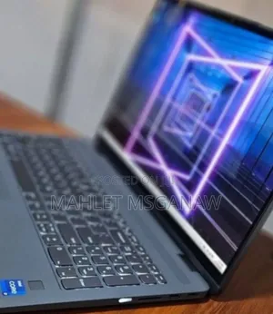 Photo - New Laptop Lenovo Yoga 7i 16GB Intel Core I7 SSD 512GB