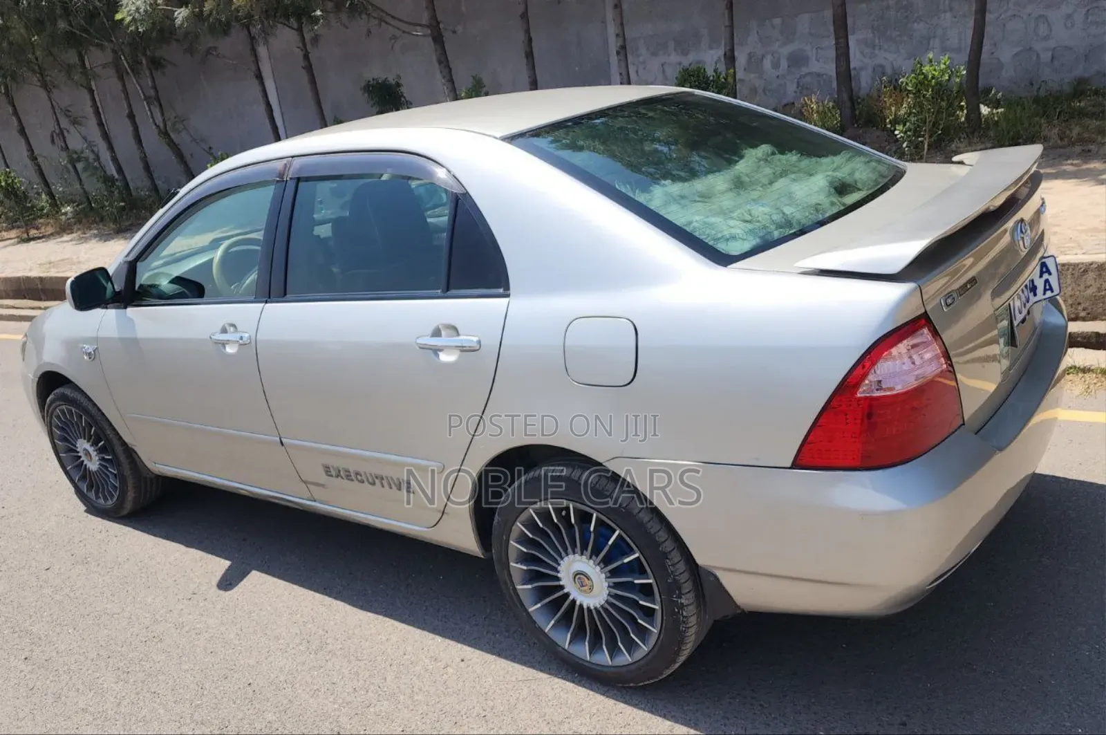 Toyota Corolla 2005 Gold