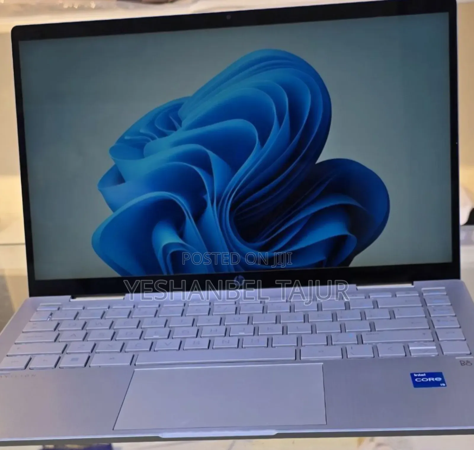 New Laptop HP Pavilion X360 8GB Intel Core I5 SSD 512GB