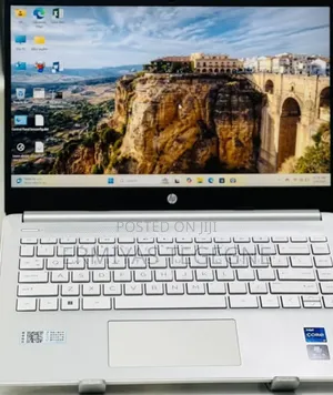 New Laptop HP Stream Notebook 16GB Intel Core I5 SSD 1T