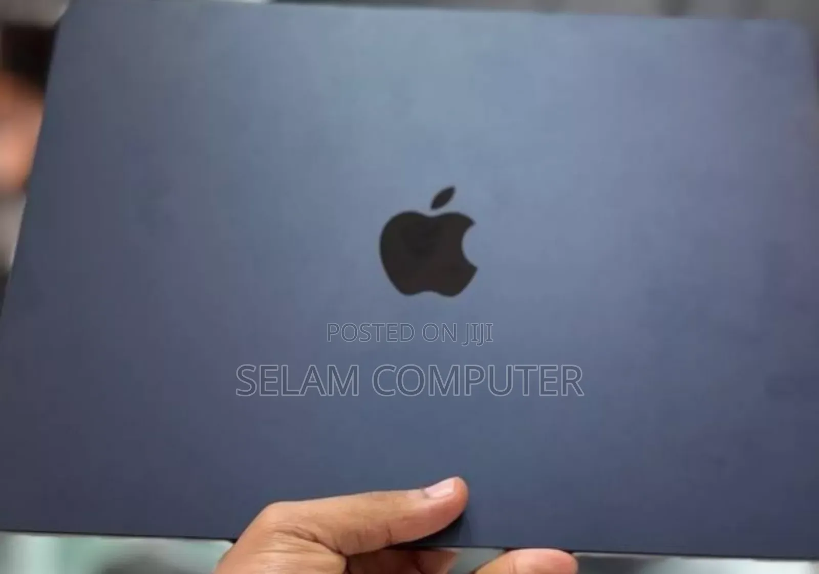 New Laptop Apple MacBook Air 2022 M2 8GB Apple M2 SSD 256GB