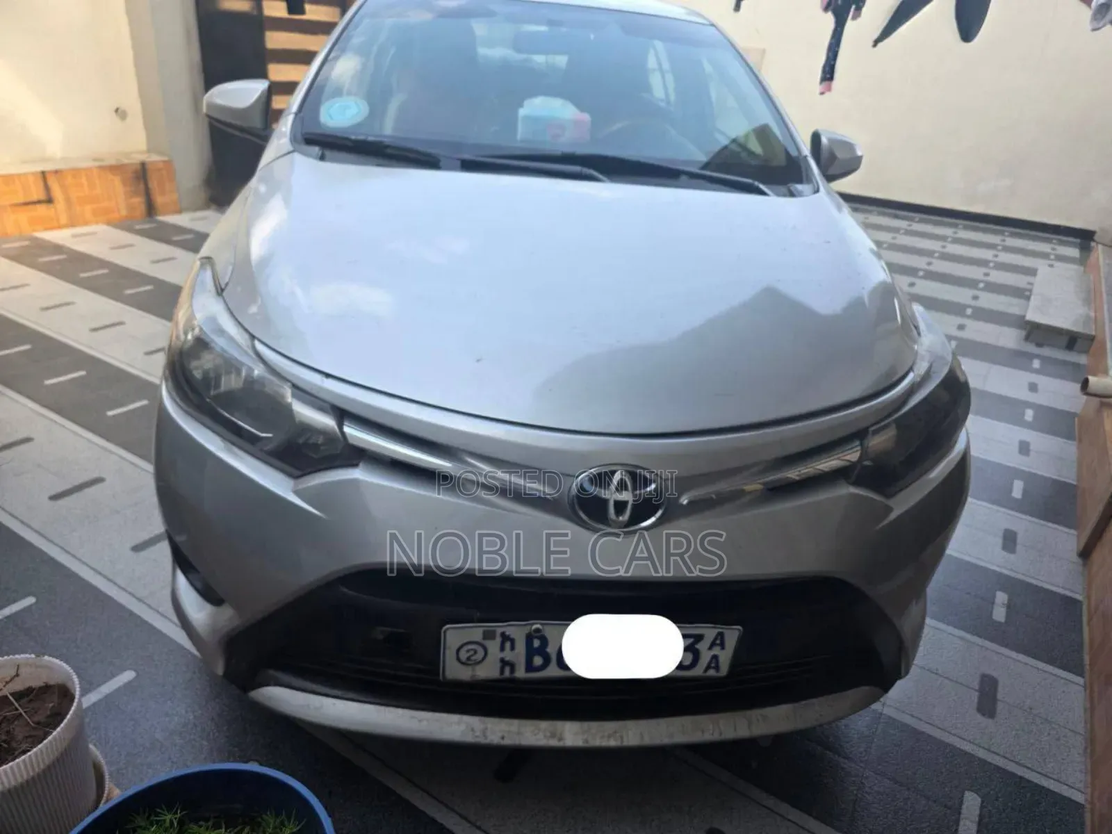 Toyota Yaris 2017 Silver