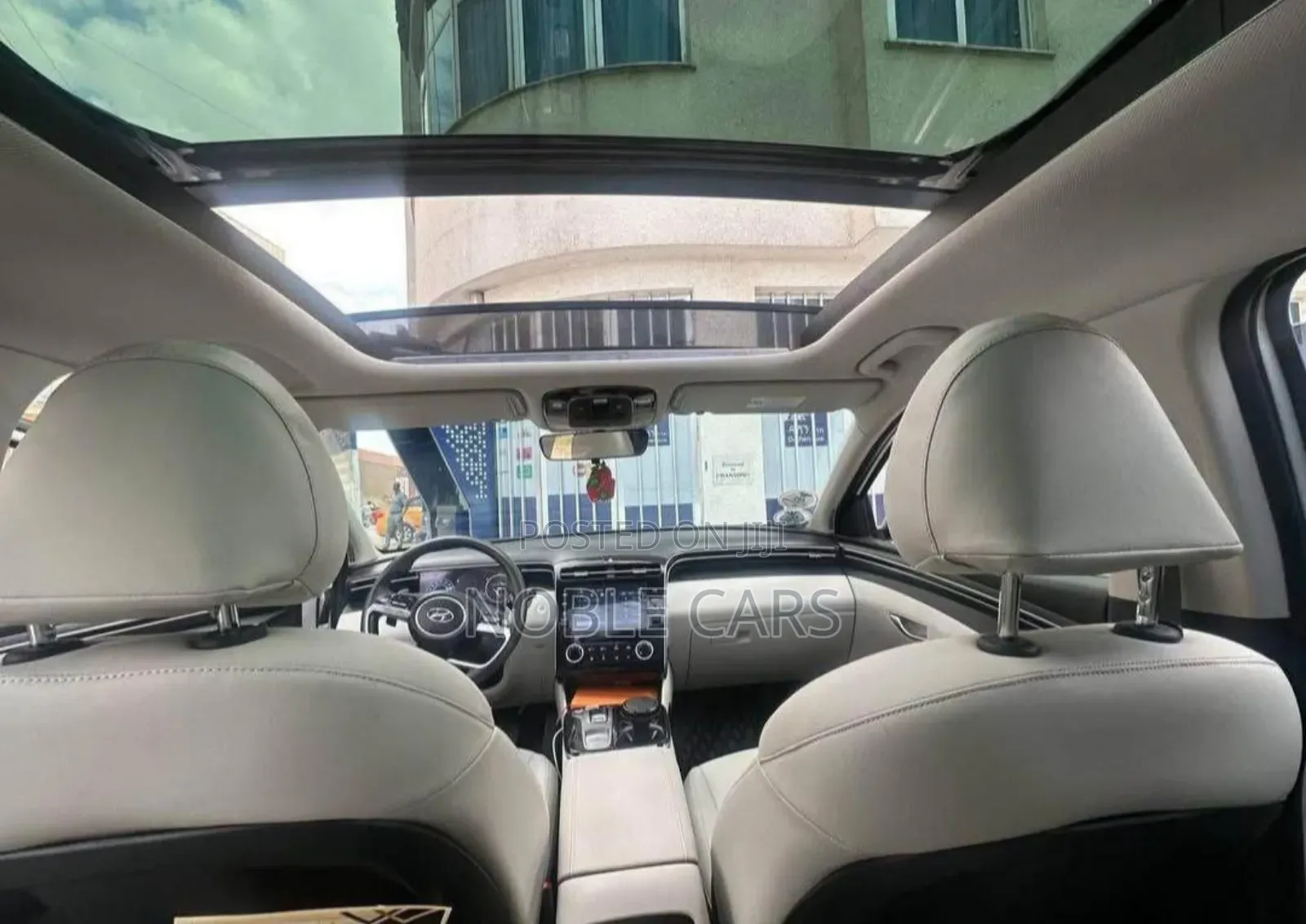 Hyundai Tucson 2022 Silver