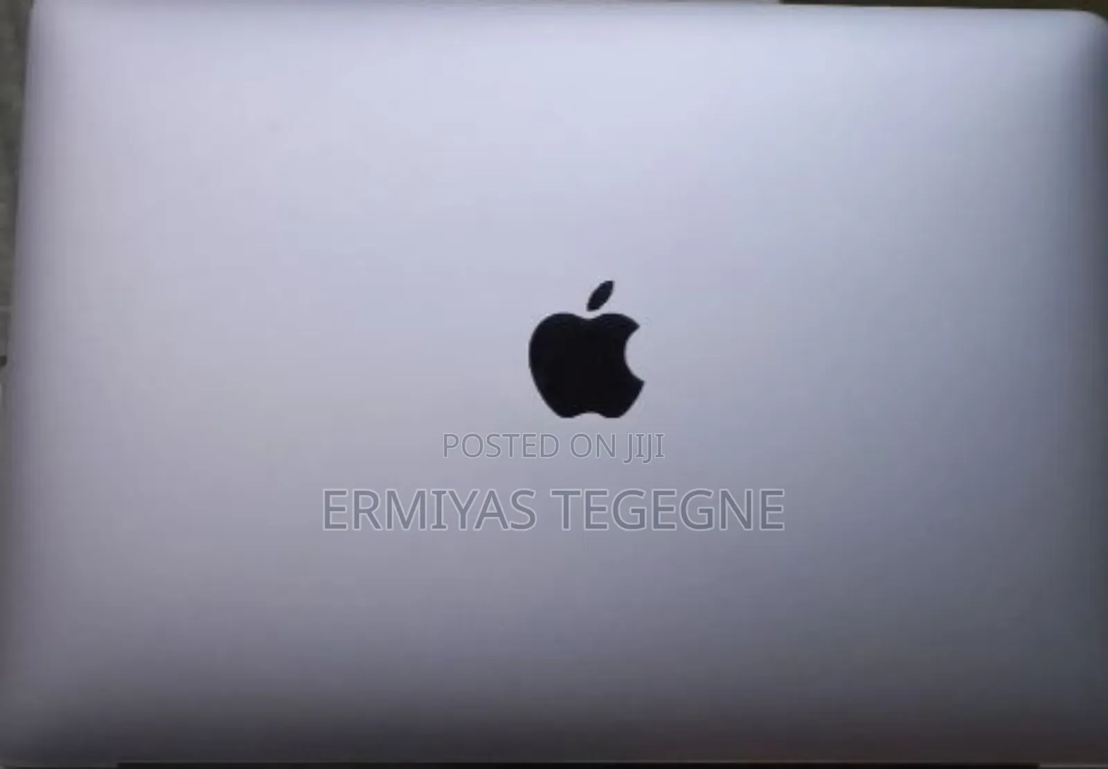 New Laptop Apple MacBook Pro M1 16GB Apple M2 Ultra SSD 256GB