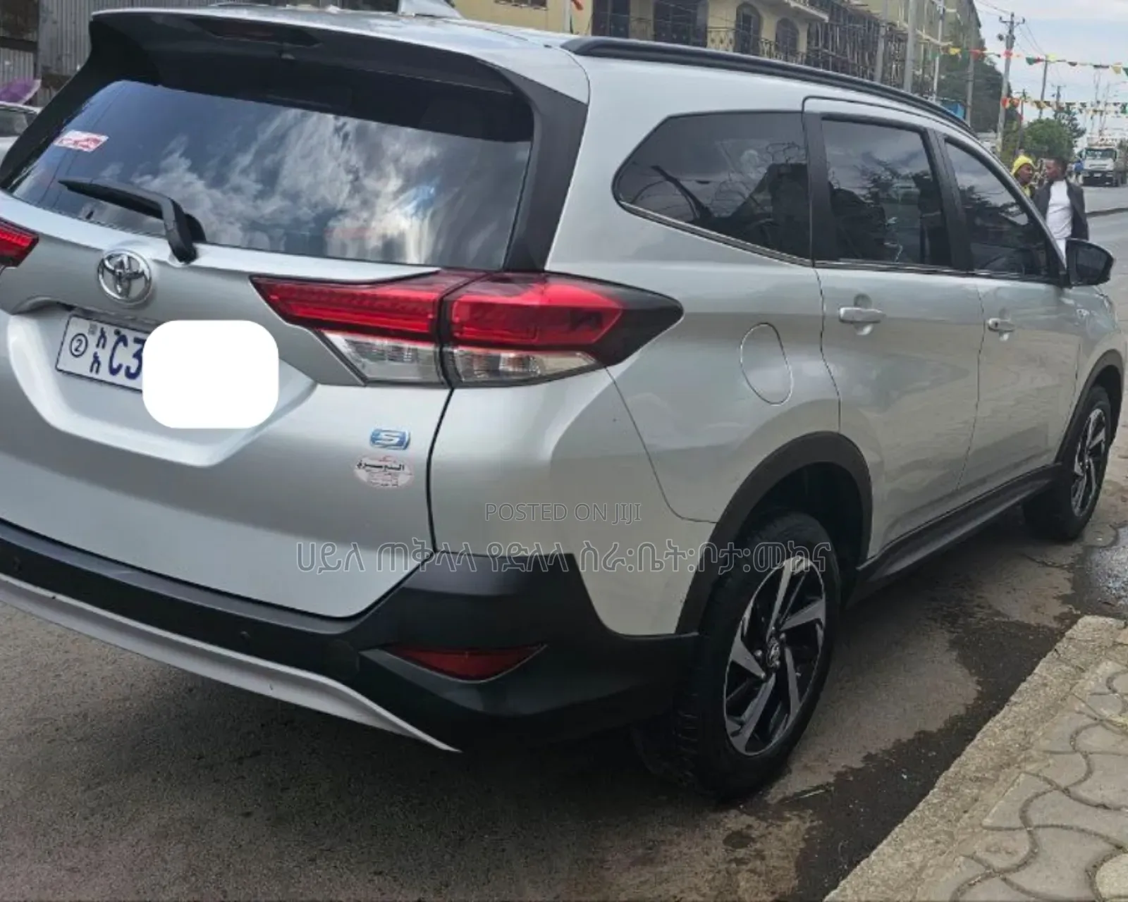 Toyota Rush 2022 Silver