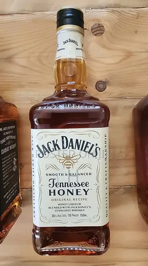 Photo - Jack Daniel's Tennessee Honey Whiskey Specialty, 750ml, 70 Proof