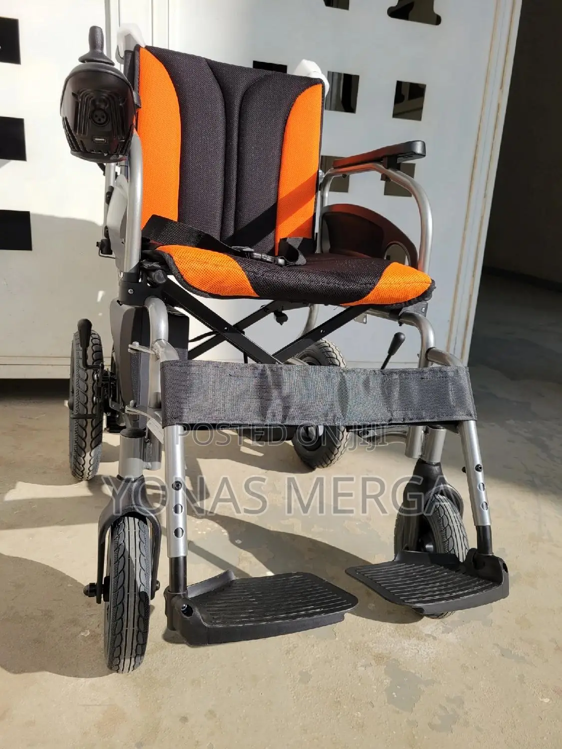 Electrical Wheelchair島考aged Care Wheelchair. - Backrest: Foldable