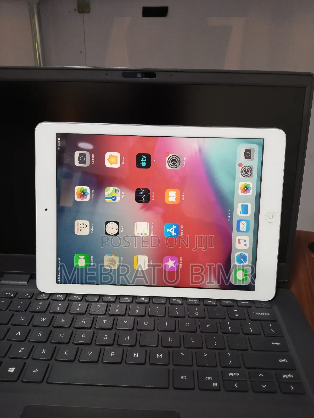 New Apple iPad 9.7 64 GB Silver