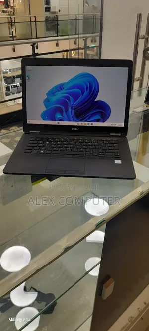 New Laptop Dell Latitude 5480 8GB Intel Core I5 SSD 256GB