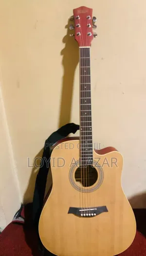 Photo - Acoustic Guitar