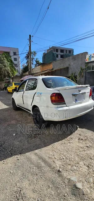 Toyota Platz 1.0 FWD 2005 White