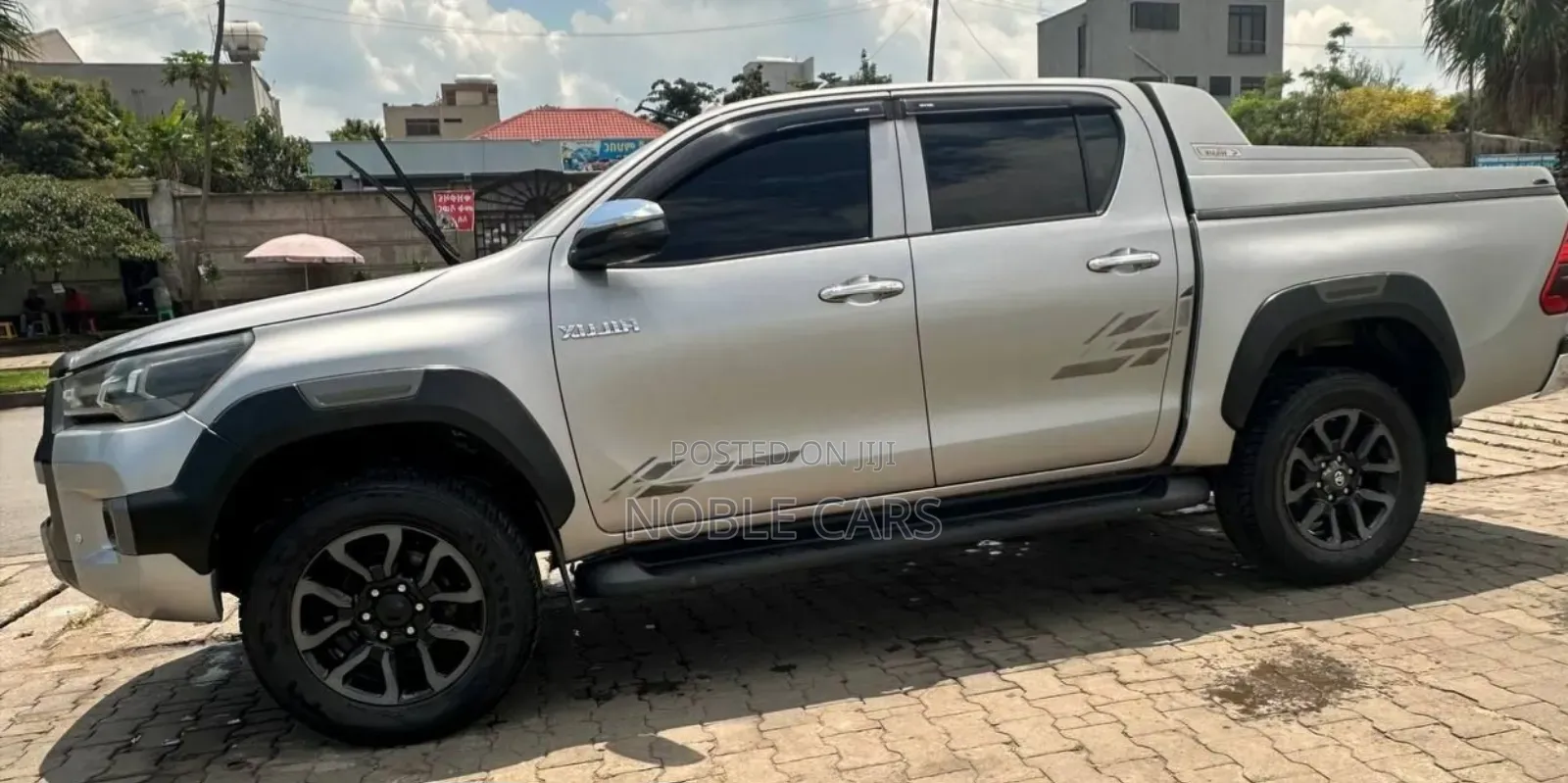 Toyota Hilux 2022 Silver