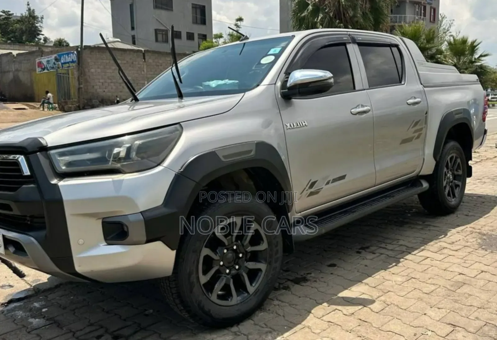 Toyota Hilux 2022 Silver