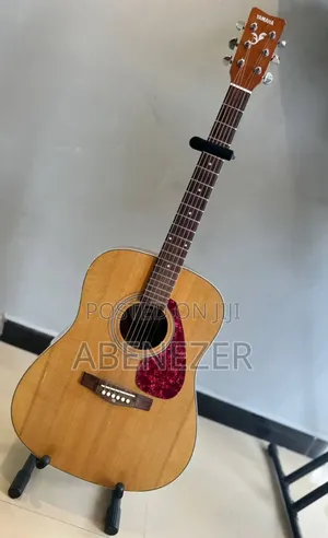 Photo - Yamaha F340 Acoustic Guitar