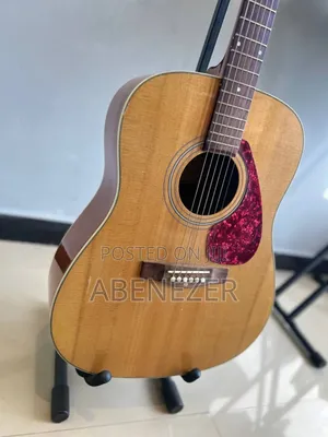 Yamaha F340 Acoustic Guitar