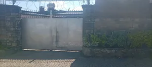 5bdrm Villa in Addiss Abeba, Gullele for sale