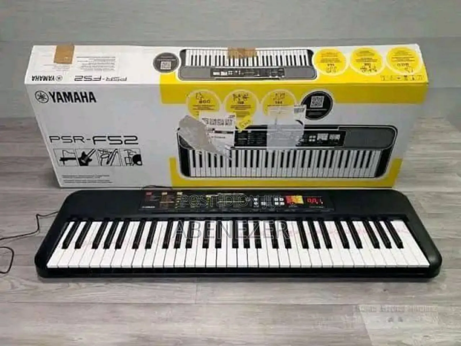 Yamaha PSR F52 Keyboard