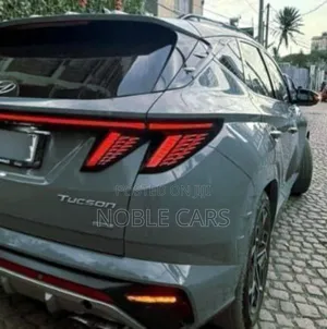 Photo - Hyundai Tucson 2021 Gray