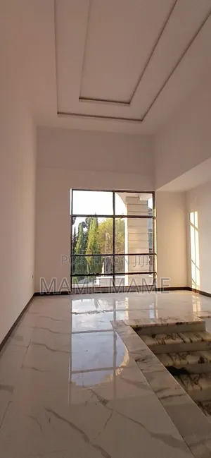 7bdrm House in Tafo, Bole for sale