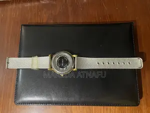 Gold-tone Meykey Skeleton Watch With A Mesh Strap